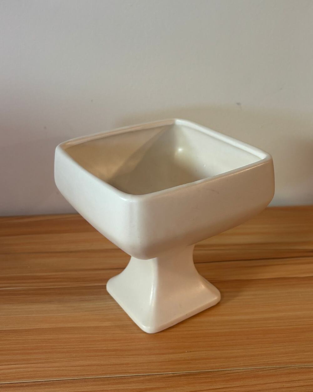 Vintage McCoy Floraline USA #460 White Footed Square Pedestal Vase Planter MCM